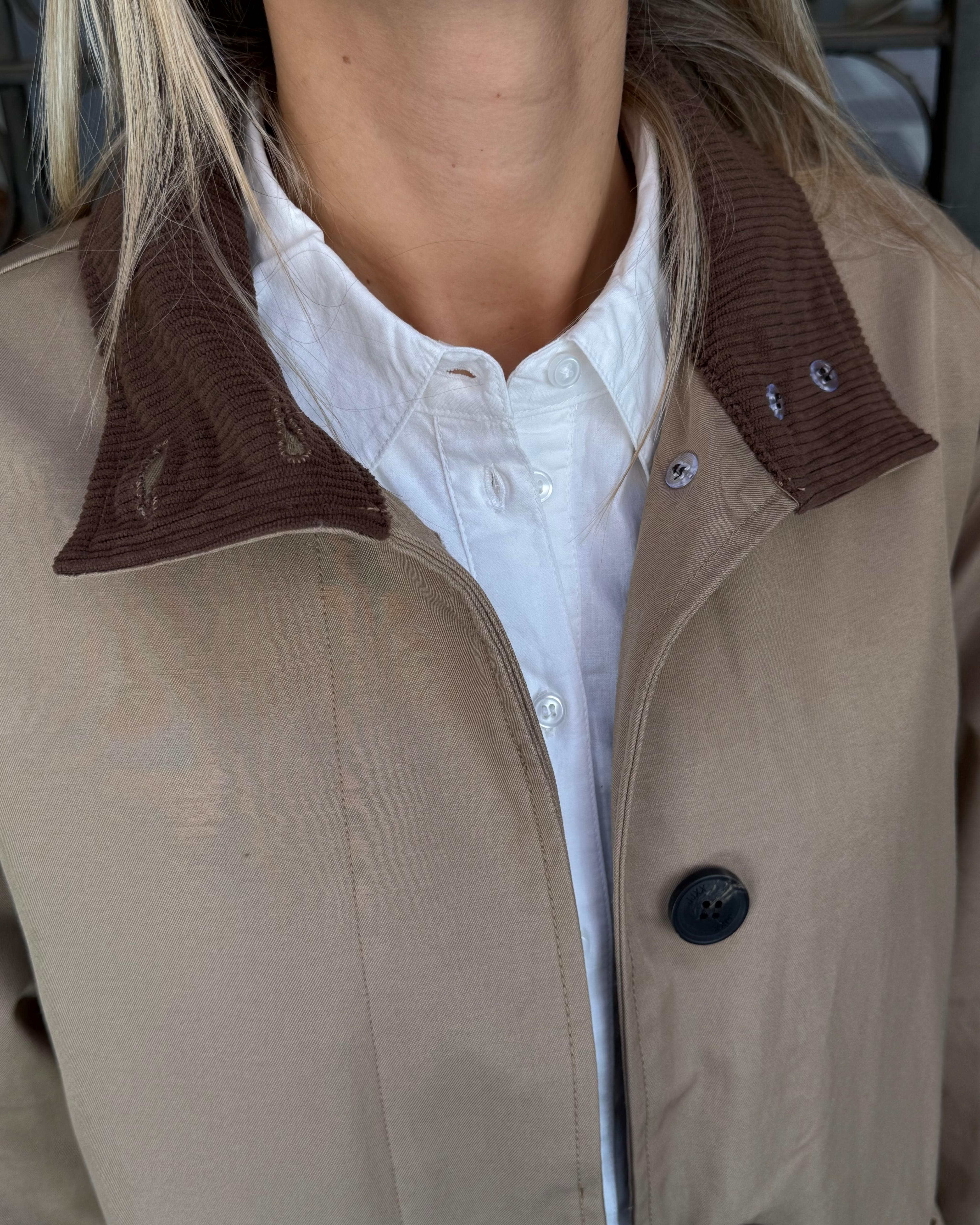 12282015 CAPPOTTO AMIRA