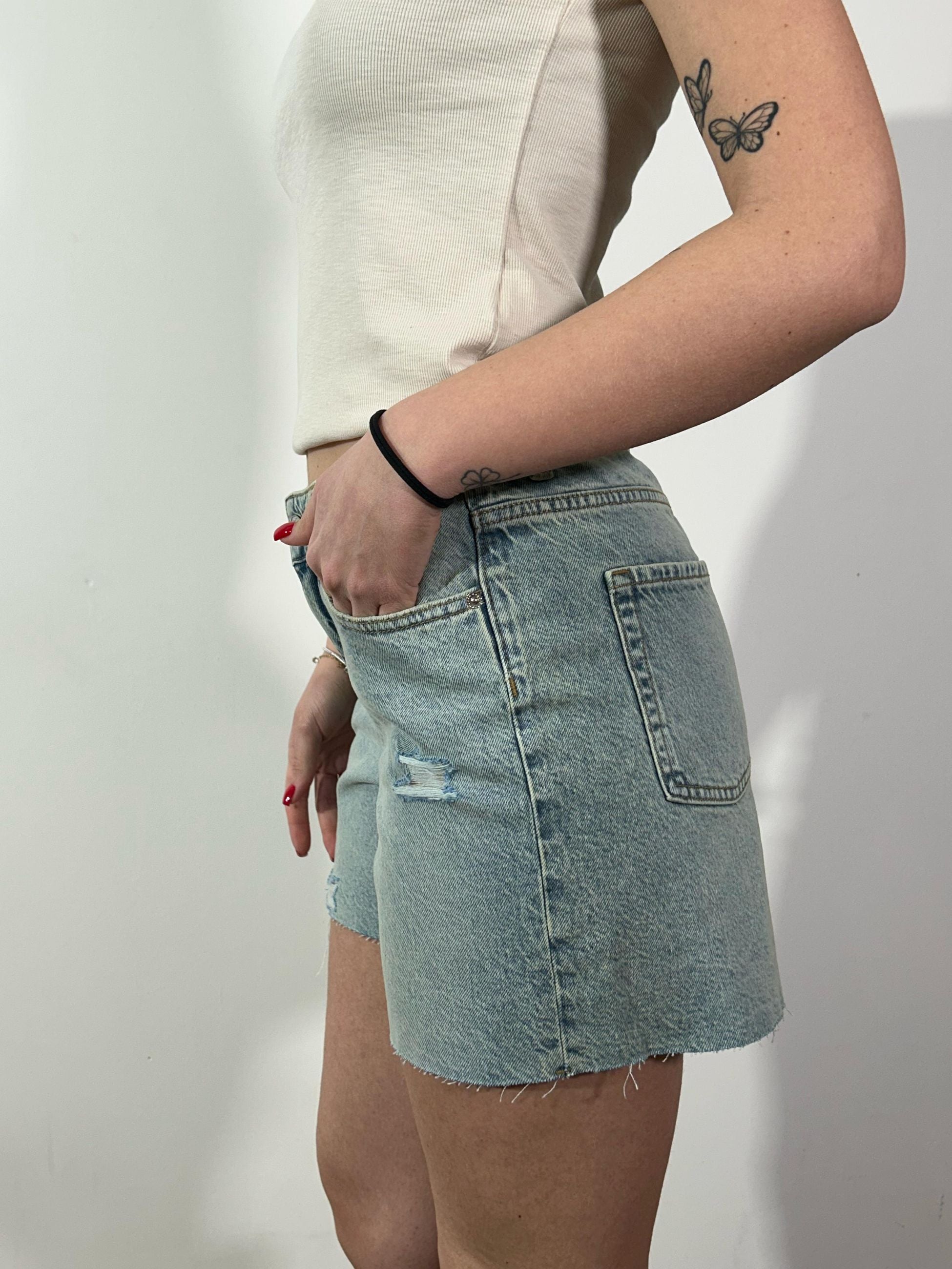 12273031 SHORTS LAURA