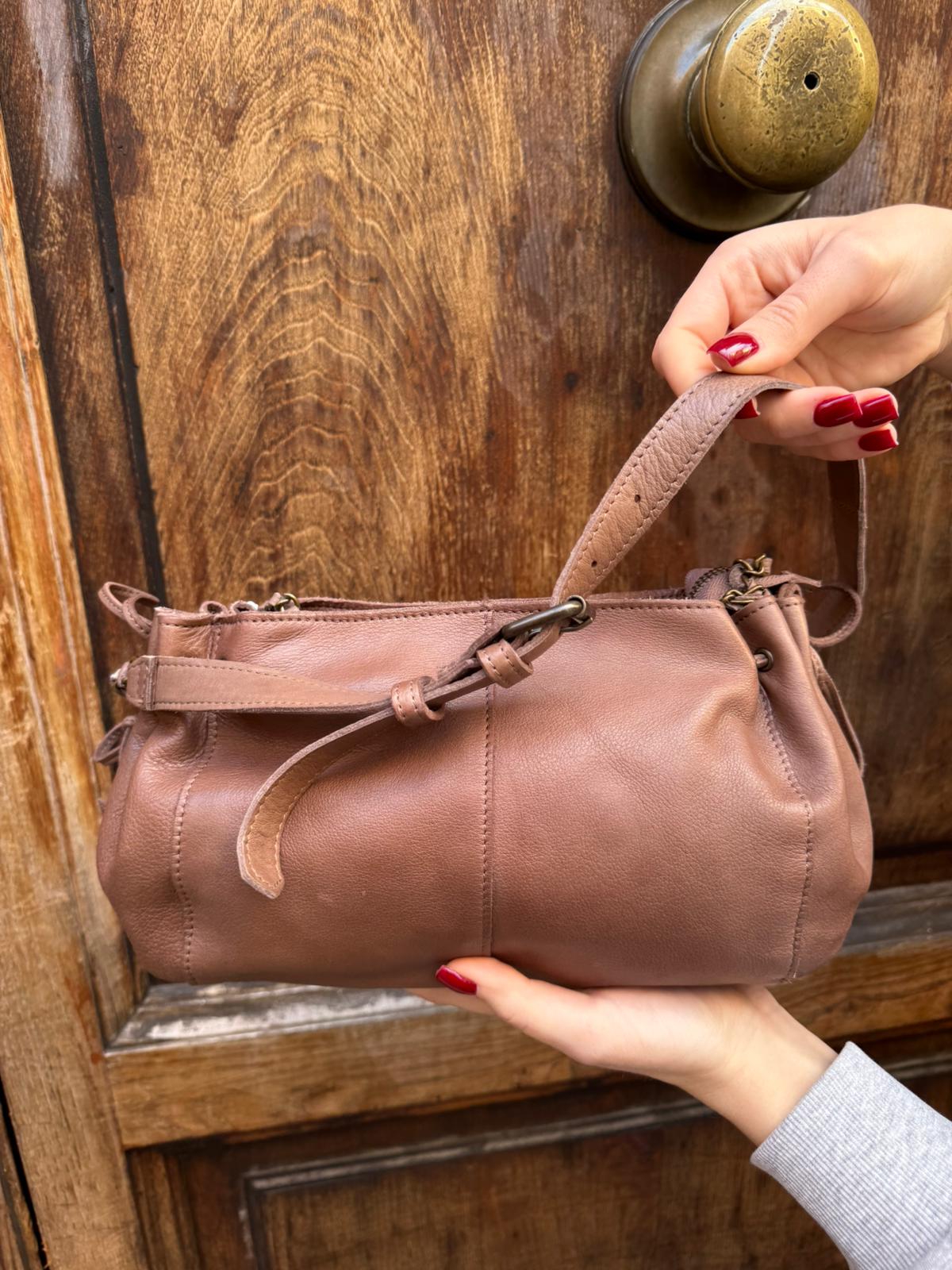 17163466 BORSA HANNA