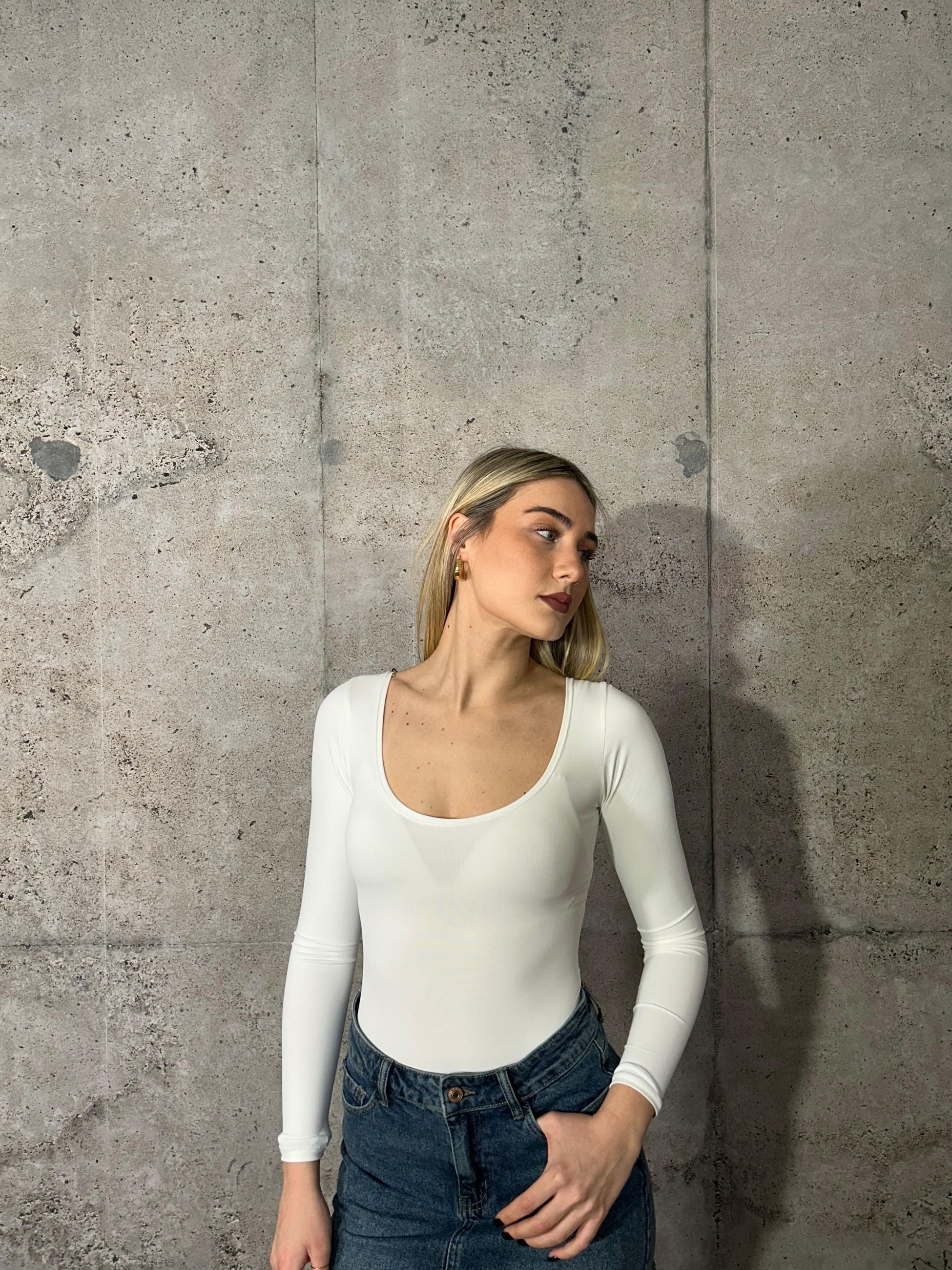11208 BODY CRISTINA