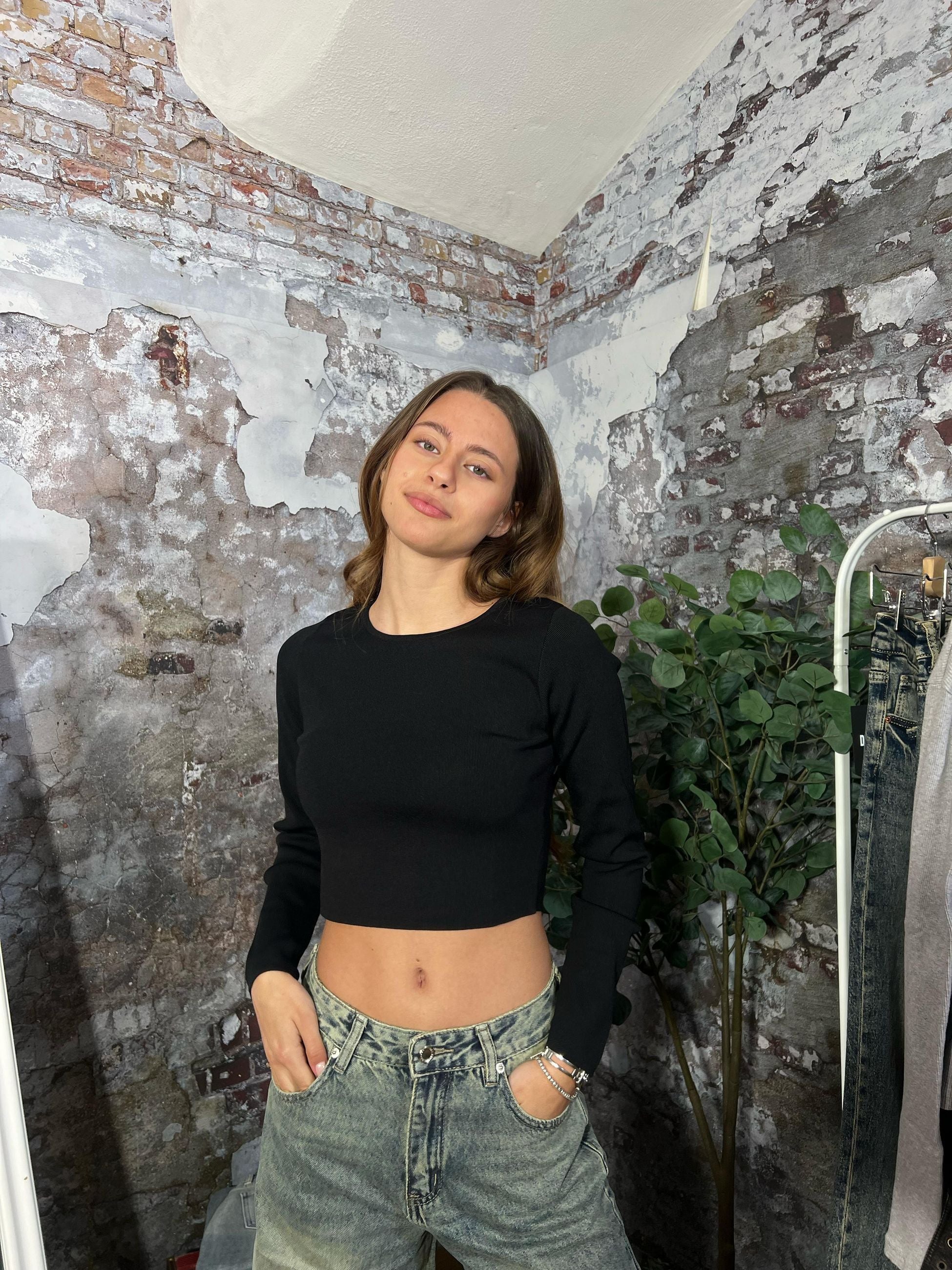YC-2005A MAGLIA CROP EMY