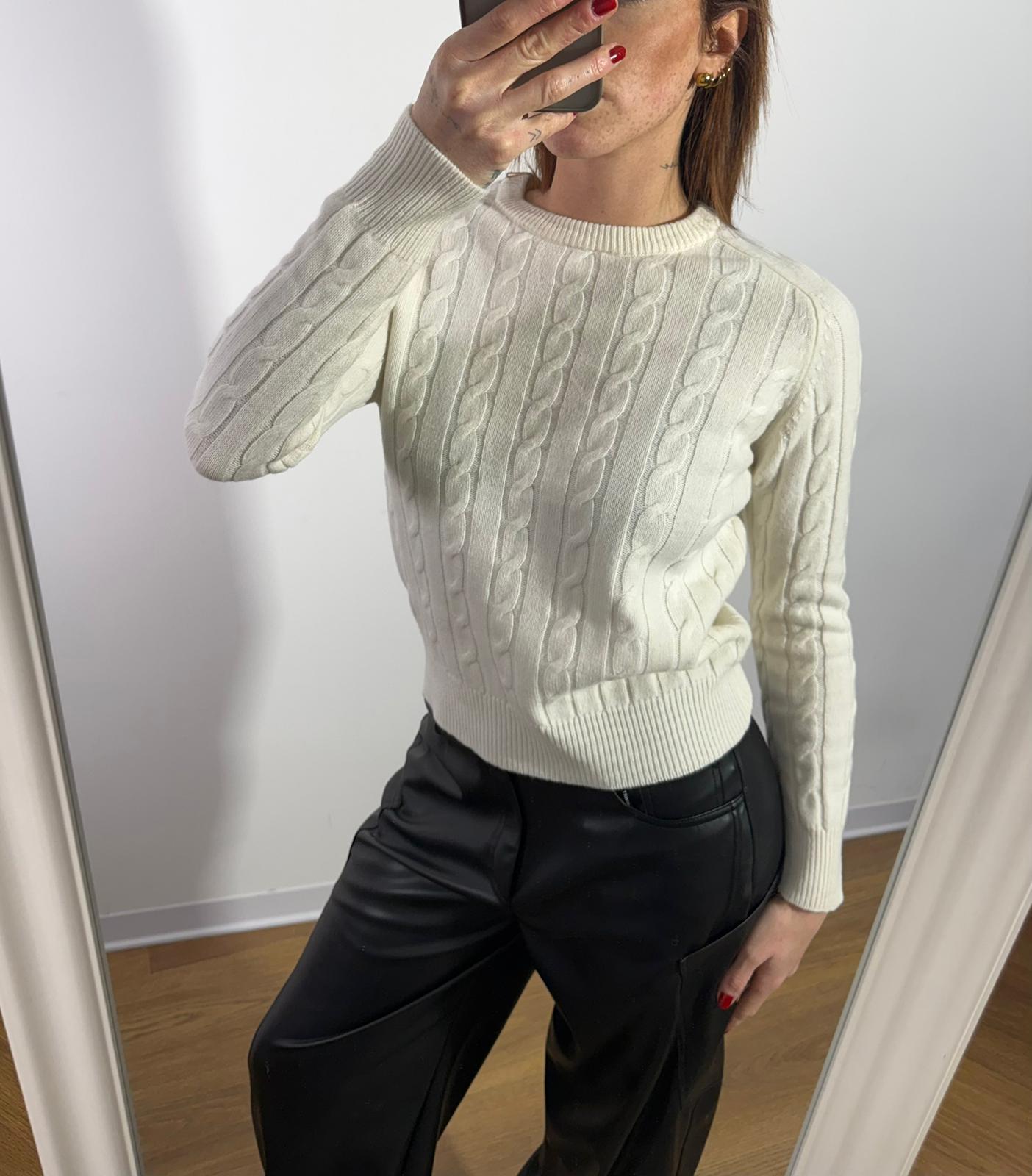 MAGLIONE CARLA