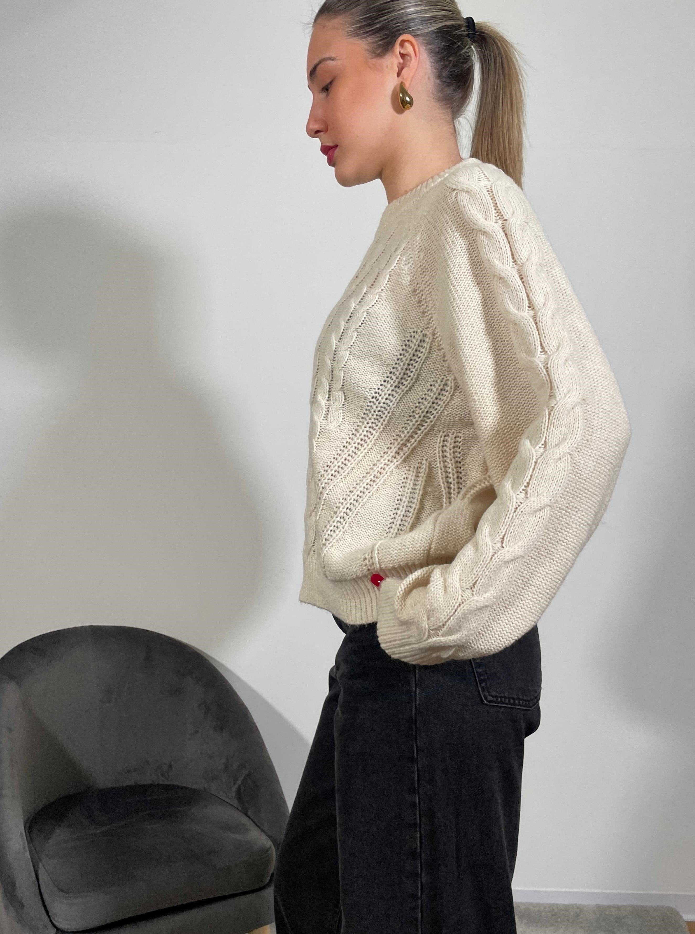 12255370 MAGLIONE JOSIE